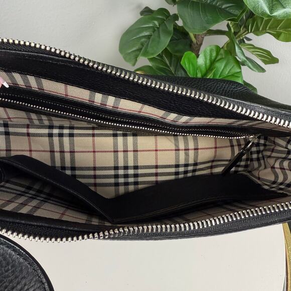 💎✨ Authentic BURBERRY Nova Plaid Shoulder Bag Black - Picture 4 of 6